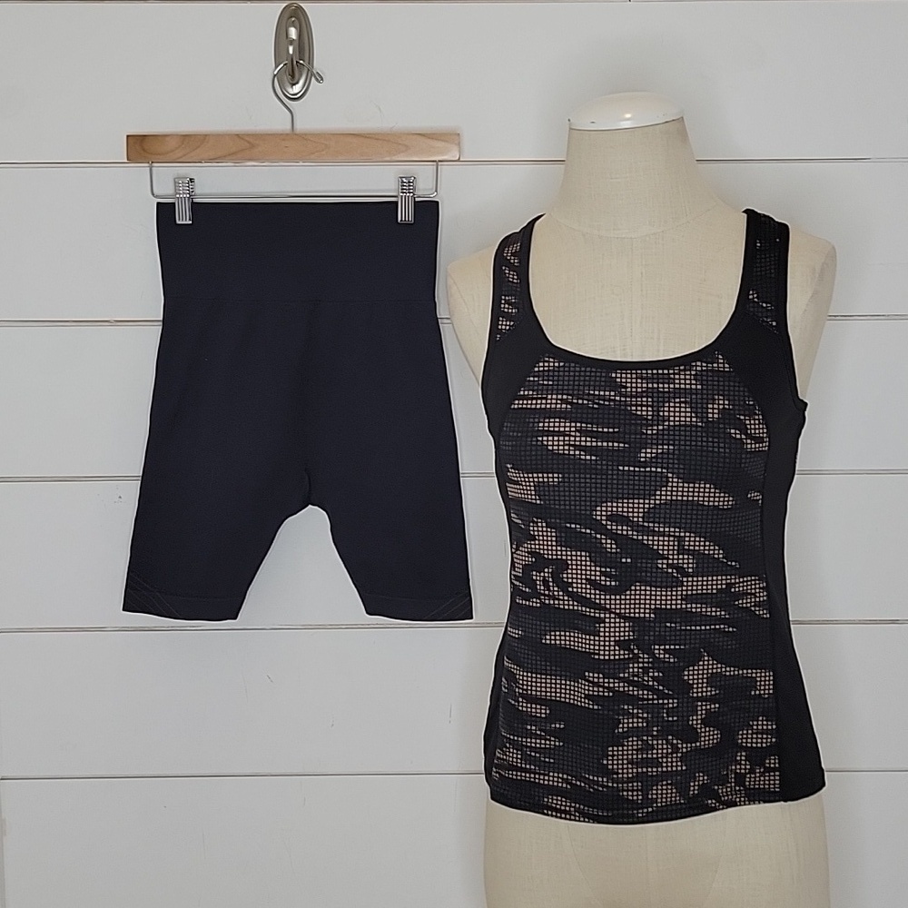 JOYLAB small black fitness shorts (top included)